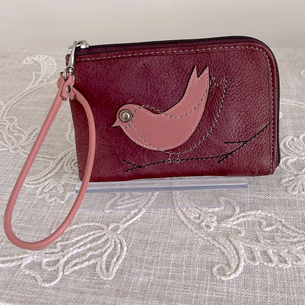 Fossil Mauve/Pink Bird Theme Leather Wristlet